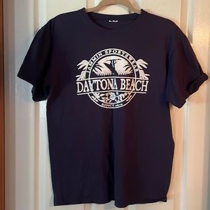 Jammin sports wear, t-shirt, women’s or men , size med